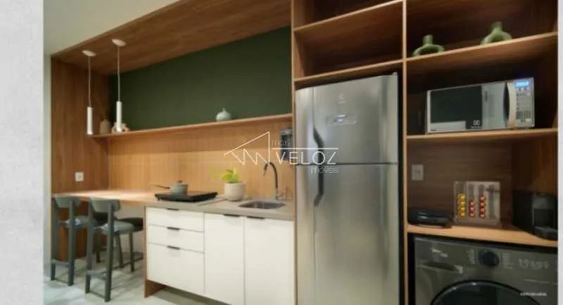 Kitnet/Conjugado : / Residencial / Centro