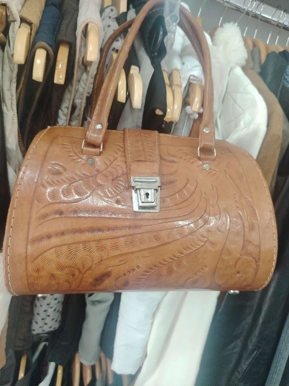 Bolsa baú vintage de couro - Foto 2