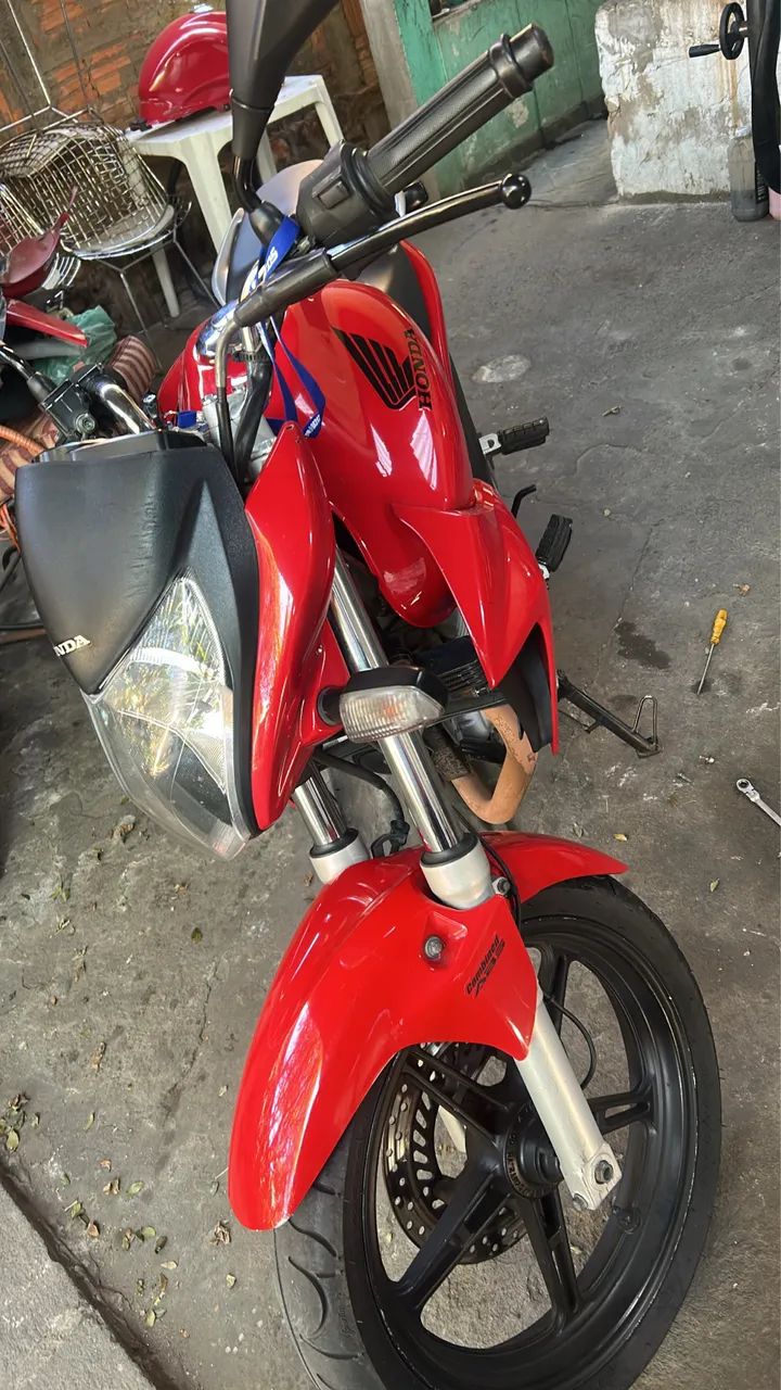Moto cb300