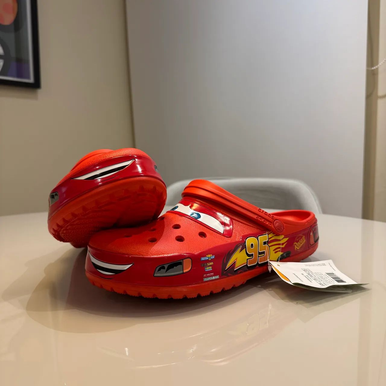 crocs relâmpago mcquenn tamanho 42/ 43 sem LED - Foto 4