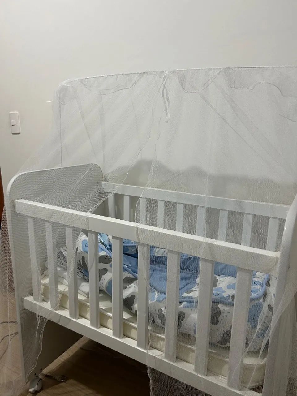 Mini berço completo com kit berço, ninho redutor e jogo de lençol - Foto 4