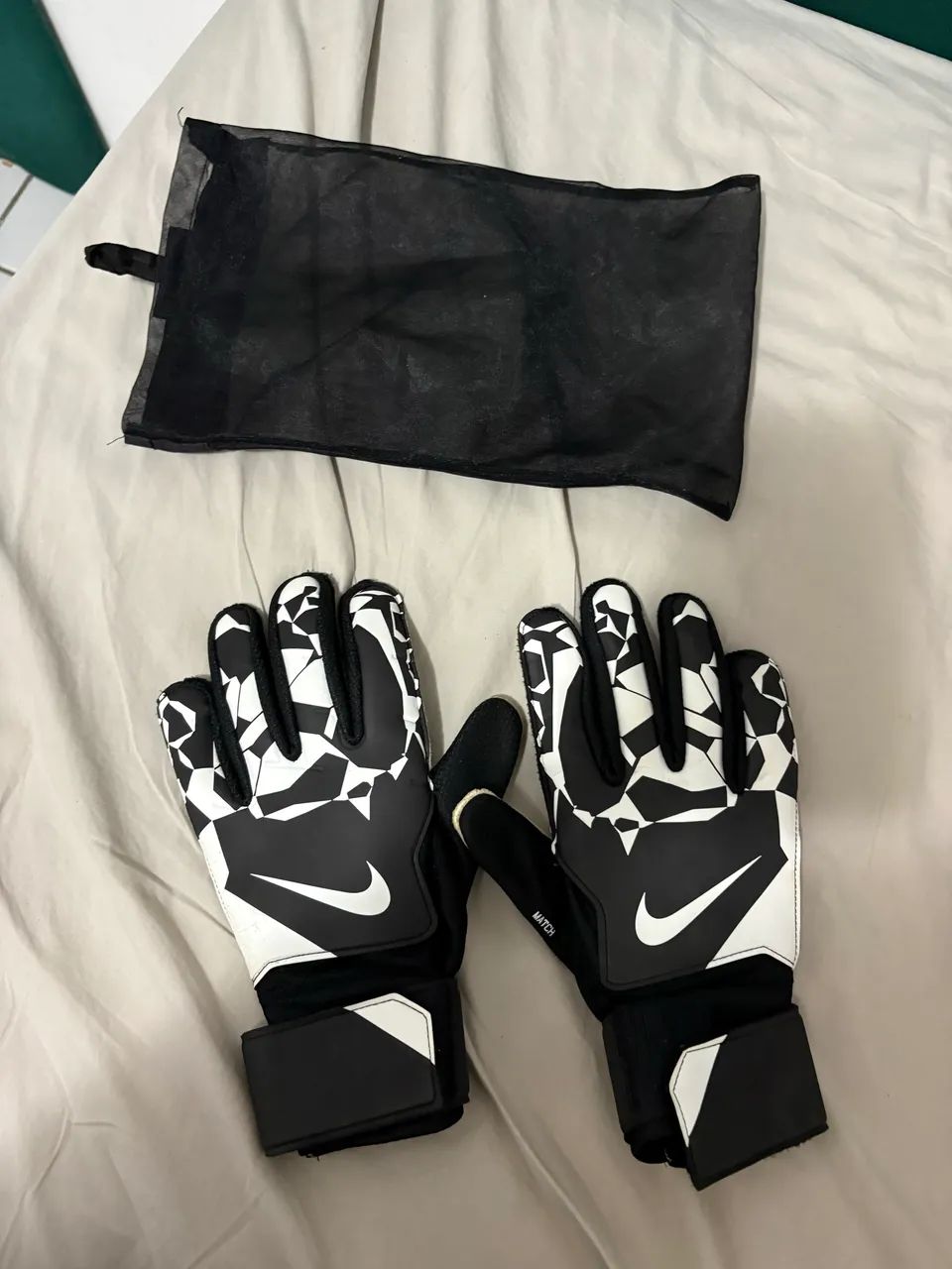 Luva de goleiro 