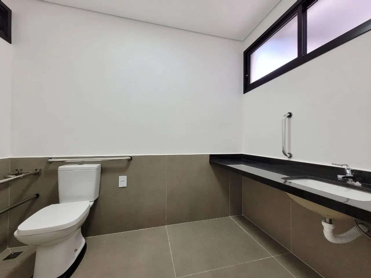 Sala para alugar em Maringá, Zona 04, com 437 m² - Foto 5