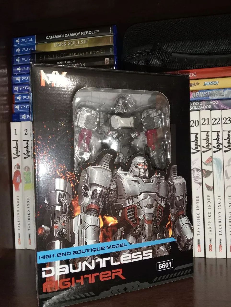 Megatron; Transformers Bumblebee - Studio Series KO - Foto 3