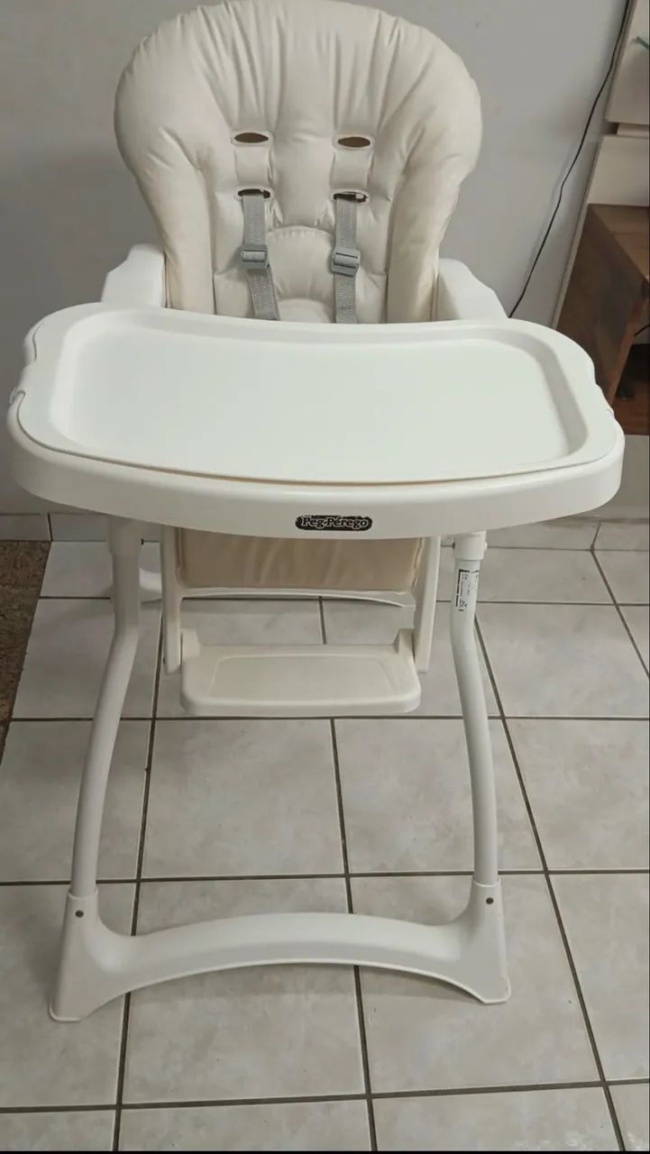 Cadeirão de alimentação Peg Perego - Foto 2