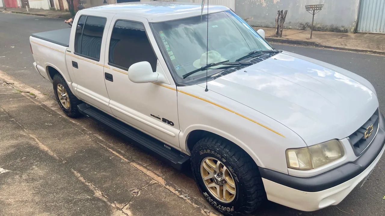 Chevrolet S10 Pick-up Executive CD 4.3 2000 - Foto 2