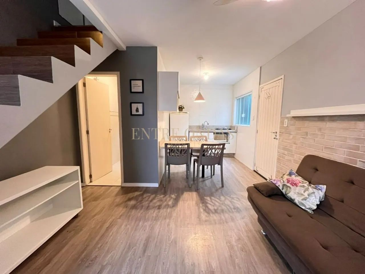 Casa com 2 quartos no bairro Barra da Lagoa, Florianópolis