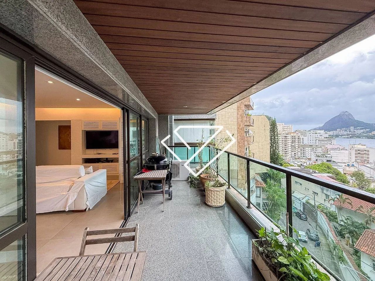 Apartamento com 4 quartos à venda, 203 m² por R$ 3.300.000 - Lagoa - Rio de Janeiro/RJ