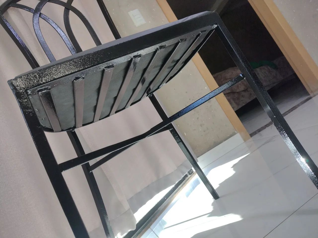 Cadeiras de ferro reforçadas  - Foto 3