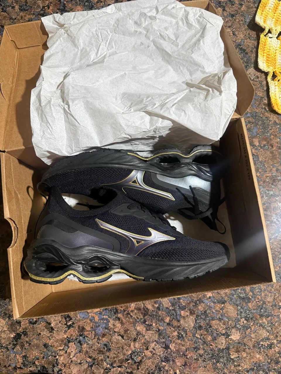 Tênis Mizuno Wave Invictus 4 - Foto 2