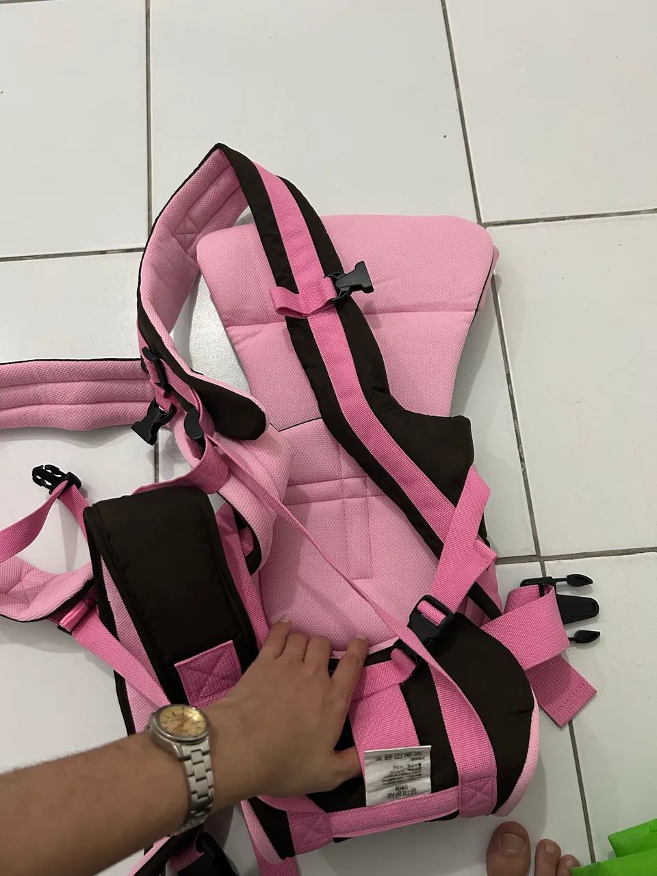 Canguru de bebê com ajuste 