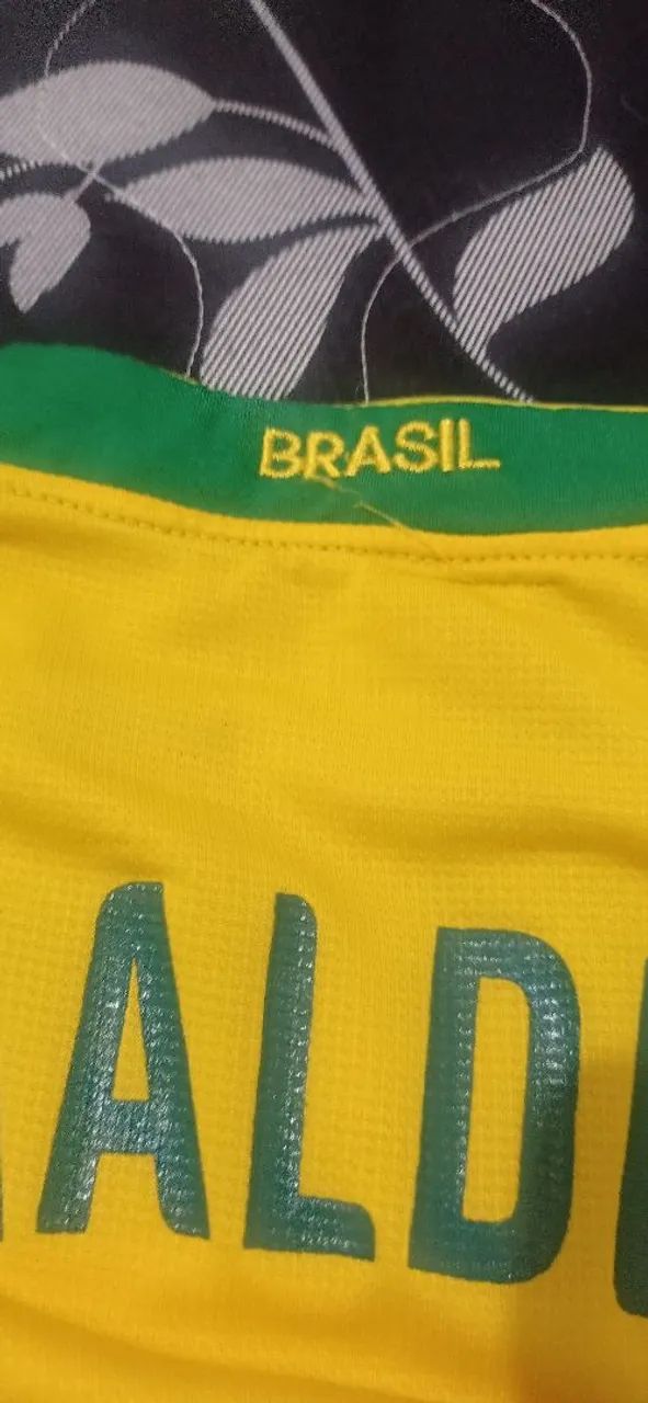 CAMISA DA SELEÇÃO BRASILEIRA 2006 RONALDINHO GAÚCHO EM EM BOM ESTADO  - Foto 6