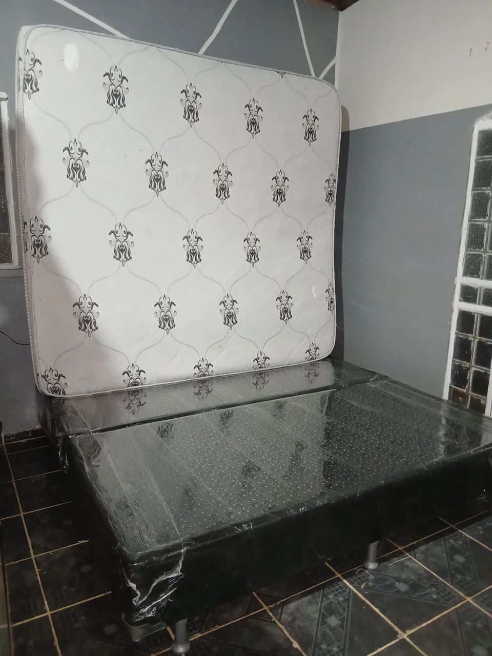 Cama super king duas bases e colchao de molas ensacadas bem alta - Foto 4