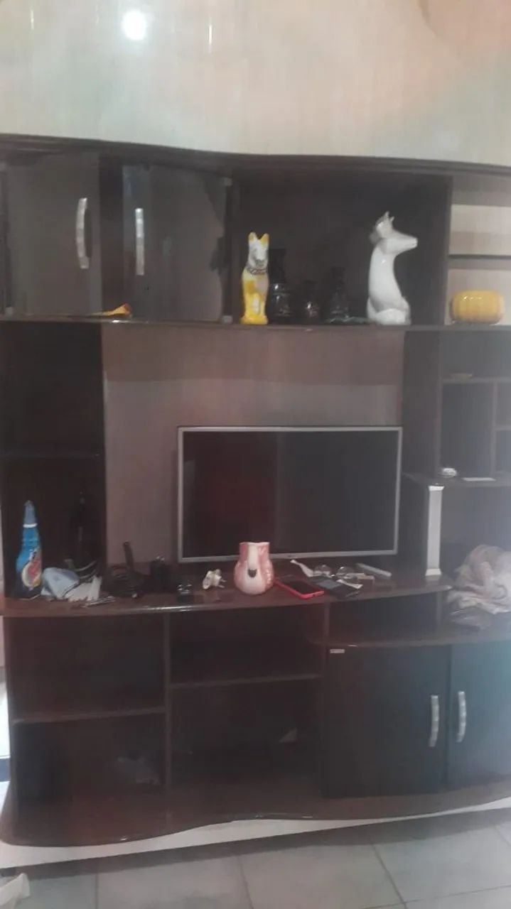Estante de sala