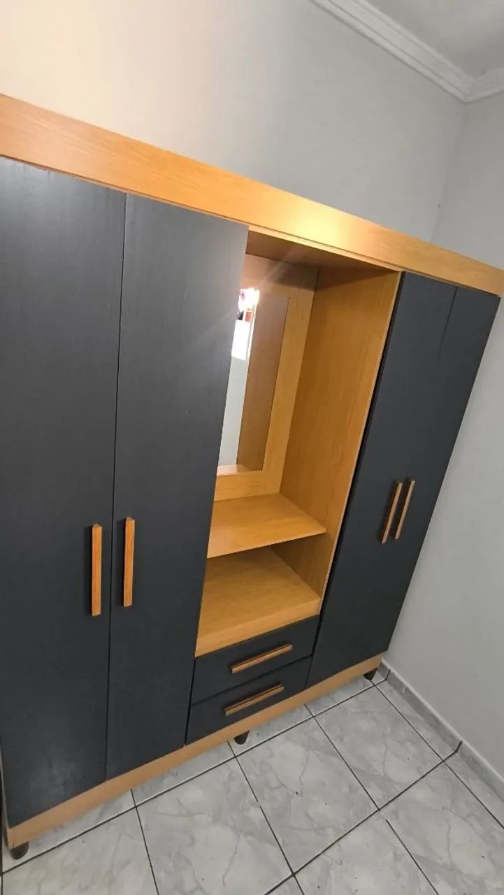 Guarda Roupa Capelinha 4 Portas  - Foto 5
