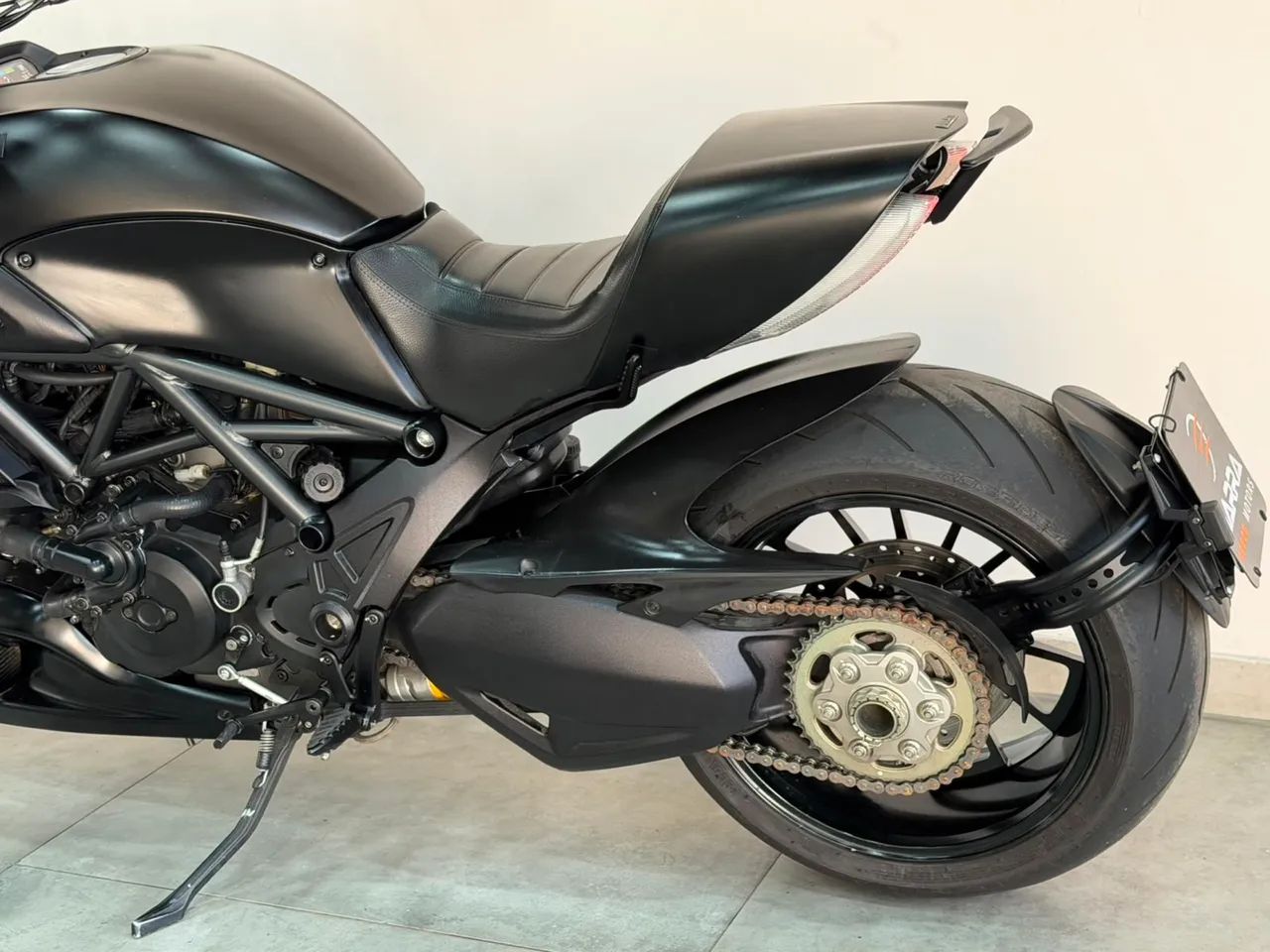 Ducati Diavel Dark  - Foto 4