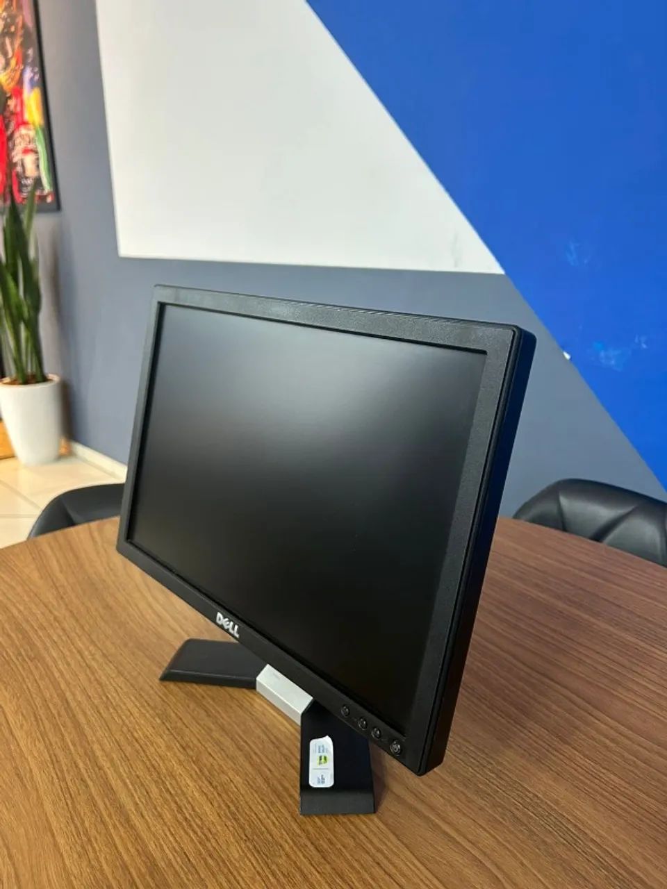 Monitor Dell E178WFPC 17" LCD VGA (Usado) - Foto 2