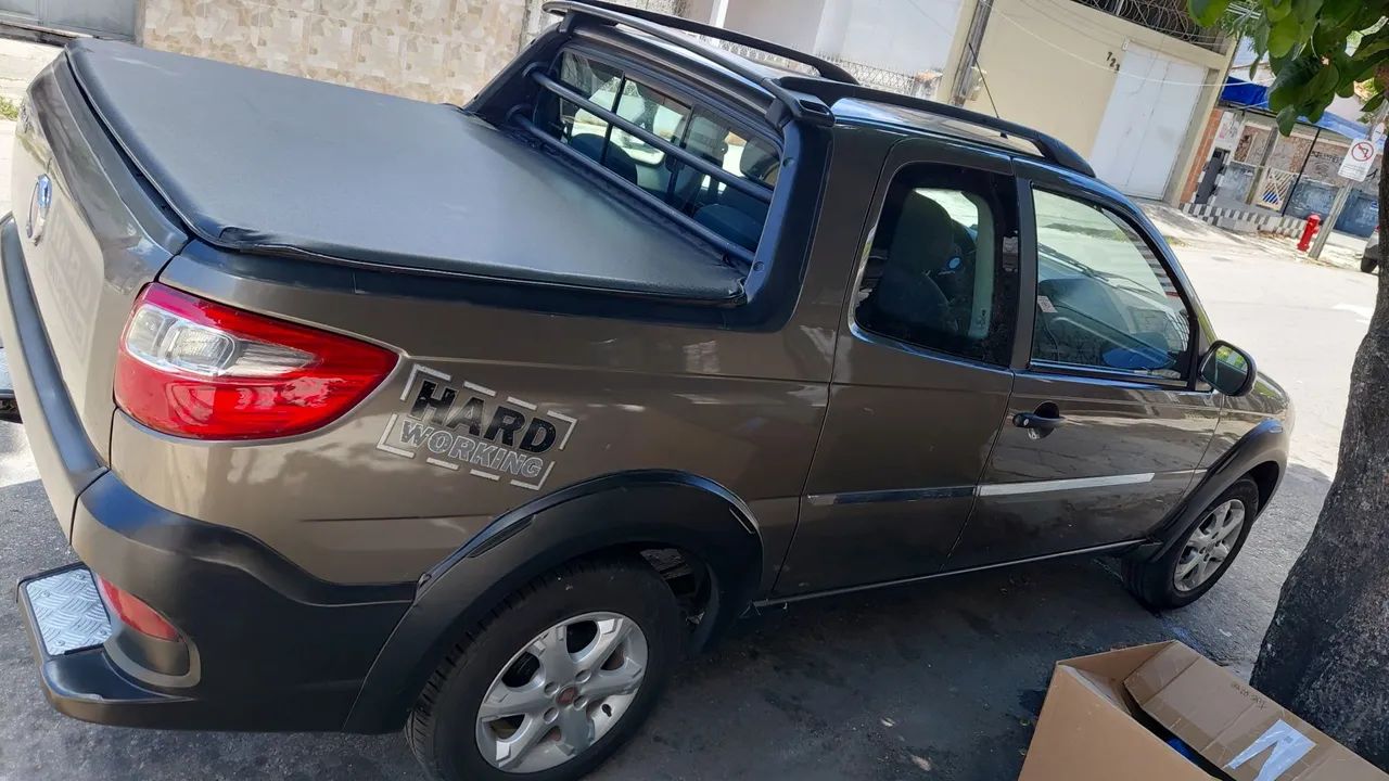 Fiat Strada Working Celeb.1.4 Fire Flex 8V CD 2015 - Foto 2