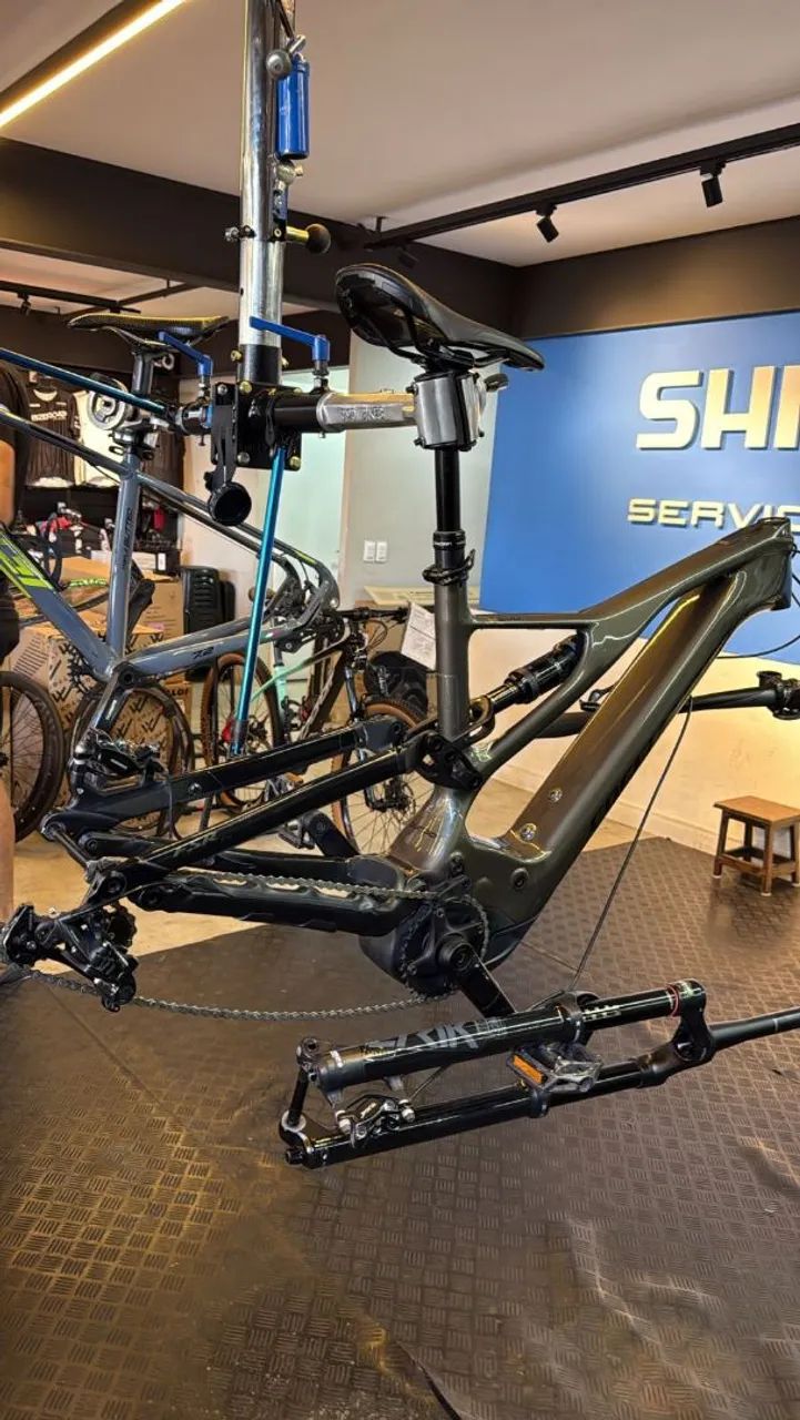Bicicleta eletrica Specialized Turbo Levo  - Foto 3