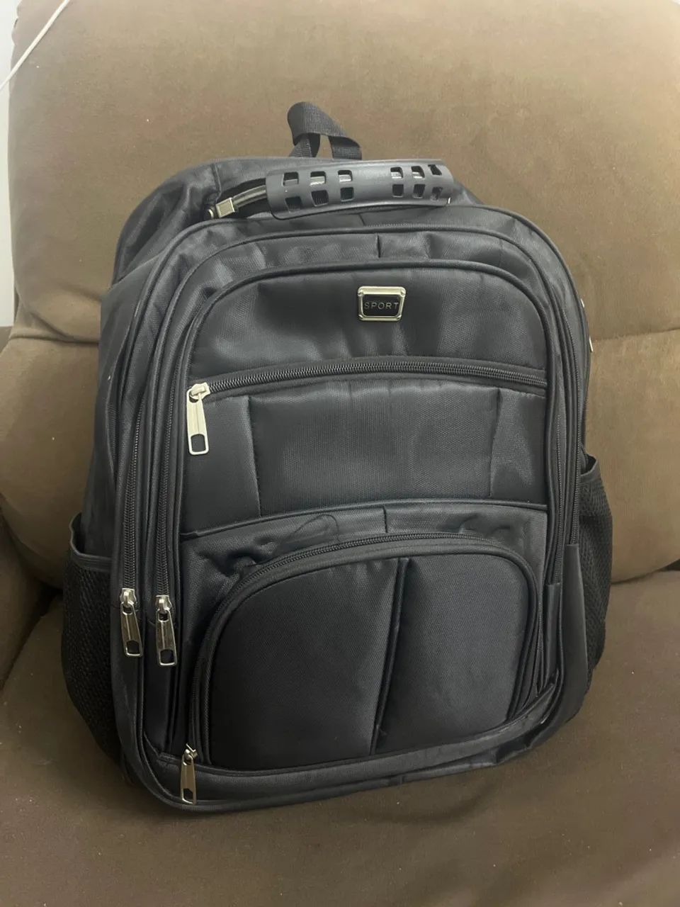 Mochila grande com 5 bolsos