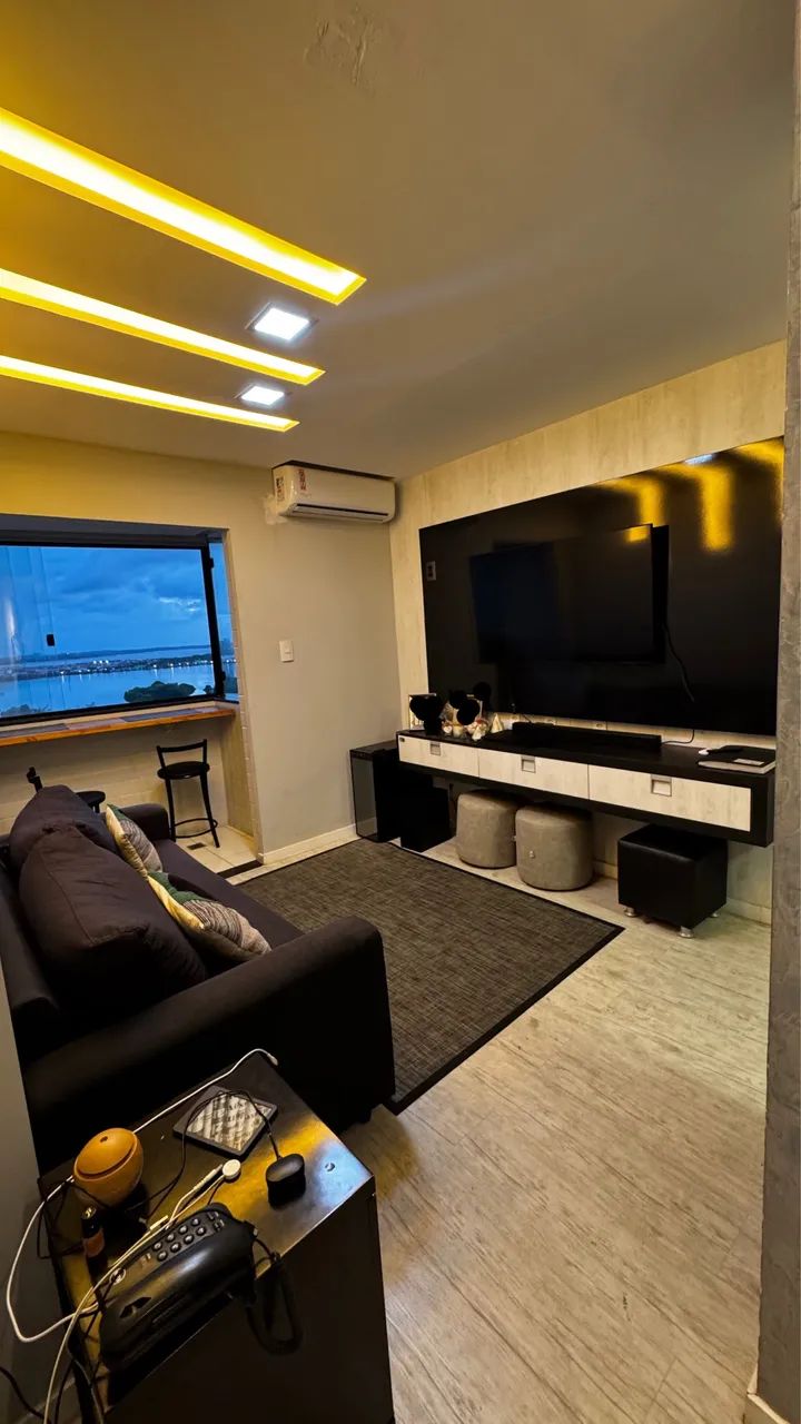 APARTAMENTO PORTEIRA FECHADA NA PONTA DO FAROL