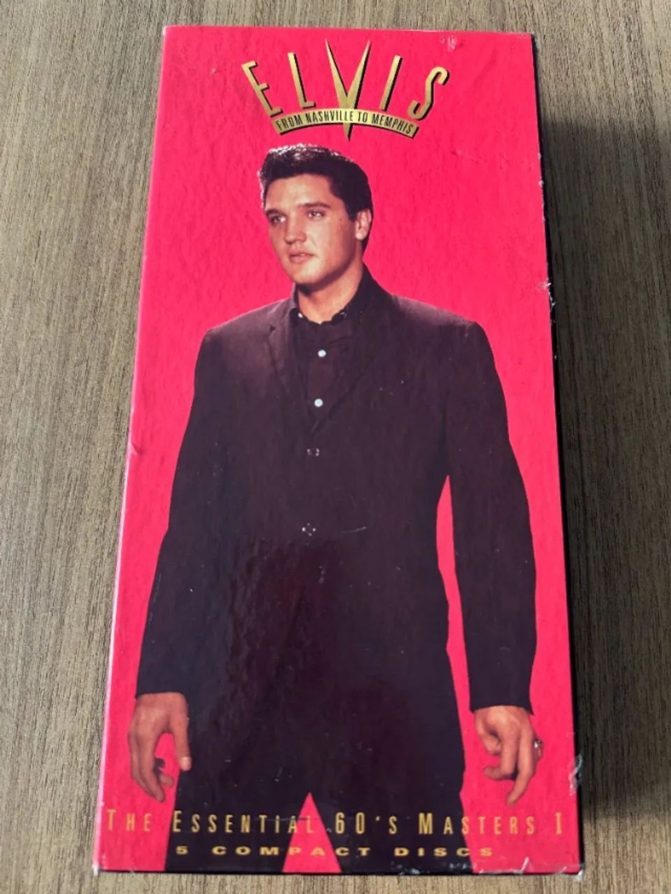 02 Box de Cds do Elvis Presley com 05 Cds cada sem uso! 