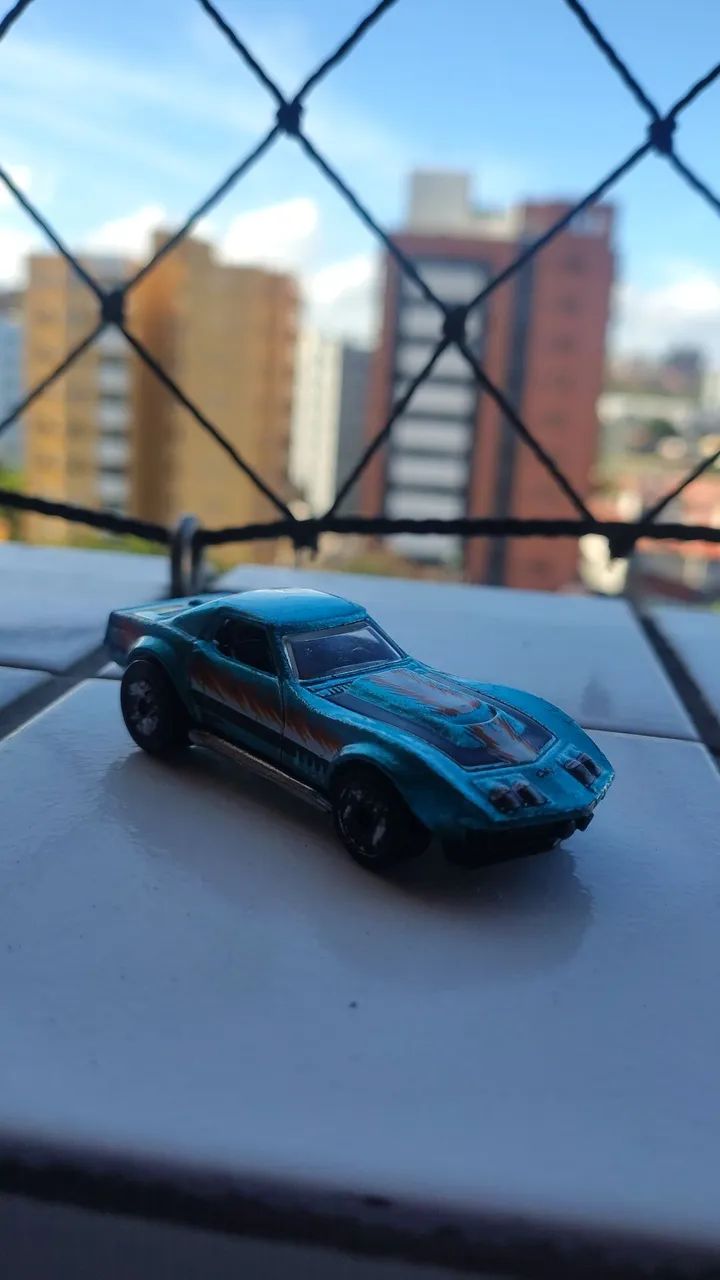Hot Wheels '69 COPO Corvette