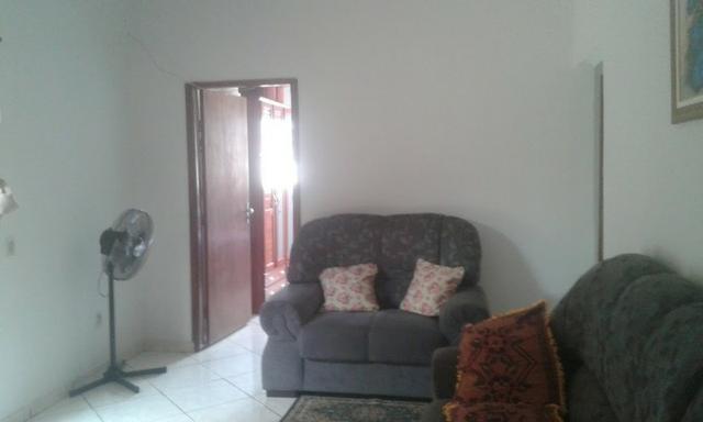 Casa 3/4 quartos c/ súite de laje garagem para 3 carros bairro residencial américa 135 mil - Foto 4