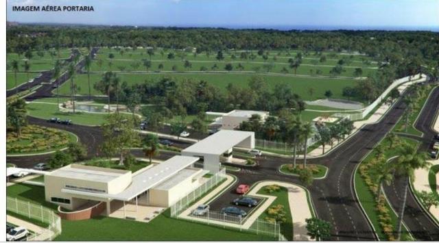 Terreno bem localizado - no começo do Condomínio, Sub esquina, com 458m² O Florais Itáli
