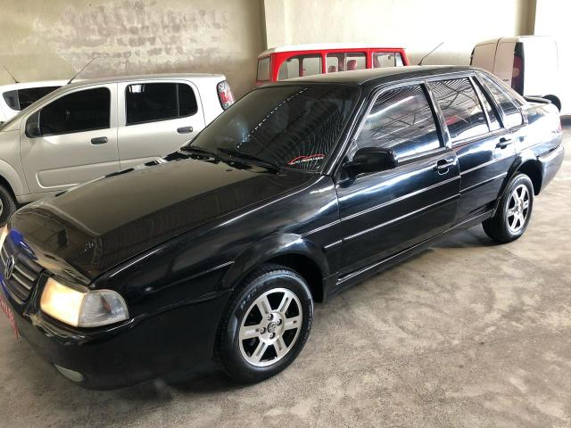 Vw/santana 2.0 exclusive c/ gnv 2004 APENAS 6.990,00 PRA VENDER LOGO - Foto 2