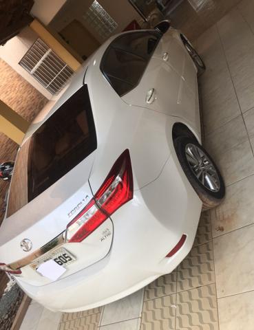 Vende-Se Corolla Altis 16/17 2.0 automático,