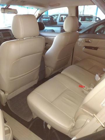 Toyota Hilux SW-4 3.0 SRV 2012 Nova, Automática " 7 Lugares ", Z/N - Freguesia do Ó - Foto 5