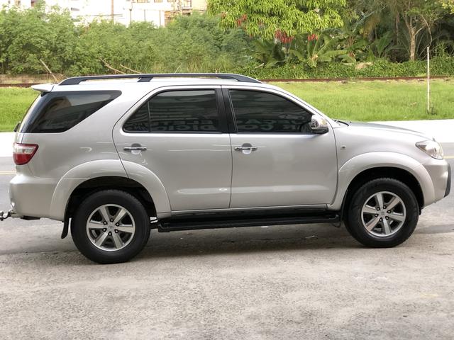 Toyota Hilux Sw4 2.7 gasolina - Foto 2
