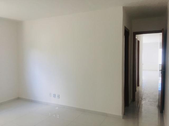 Linda casa no porcelanato , 2 quartos 2 suites , fino acabamento ,sala e quartos espaçosos - Foto 11