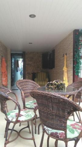 Casa para Venda em Niterói, Piratininga, 8 dormitórios, 3 suítes, 5 banheiros, 2 vagas - Foto 2