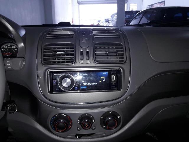 Grand siena 1.6 essence ano 2015 placa i completo roda de liga som usb - Foto 8