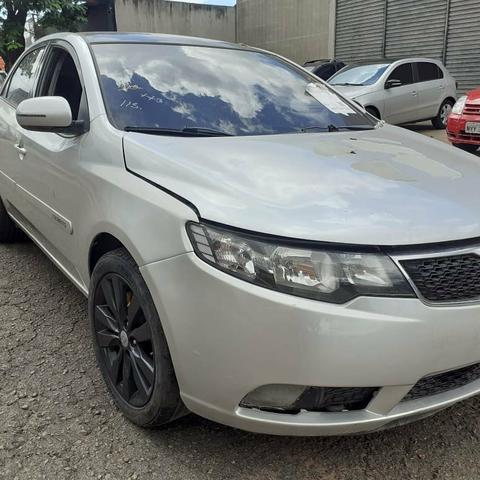 Sucata kia cerato 2010