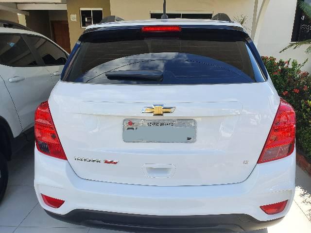 Vendo tracker super nova, pouco rodado.