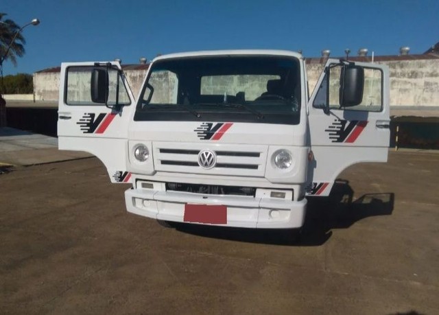 CAMINHÃO VOLKSWAGEN 2014
