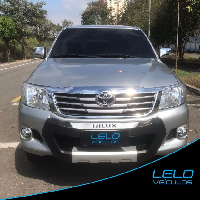 HILUX SRV 4X2 2015 COM APENAS 38.517KM