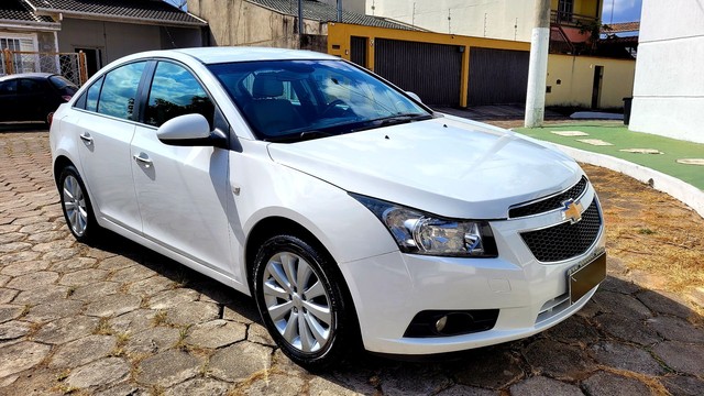 CRUZE 1.8 LTZ TOP! BAIXA QUILOMETRAGEM OPORTUNIDADE!