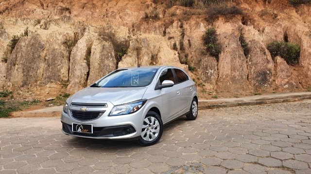 GM ONIX 1.4 LT PRATA COMPLETO