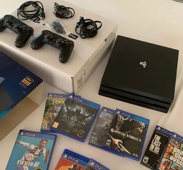 Ps4 pro 2 CONTROLES 1t memória semi novo 3 jogos - Videogames -  Altinópolis, Governador Valadares 1229196613