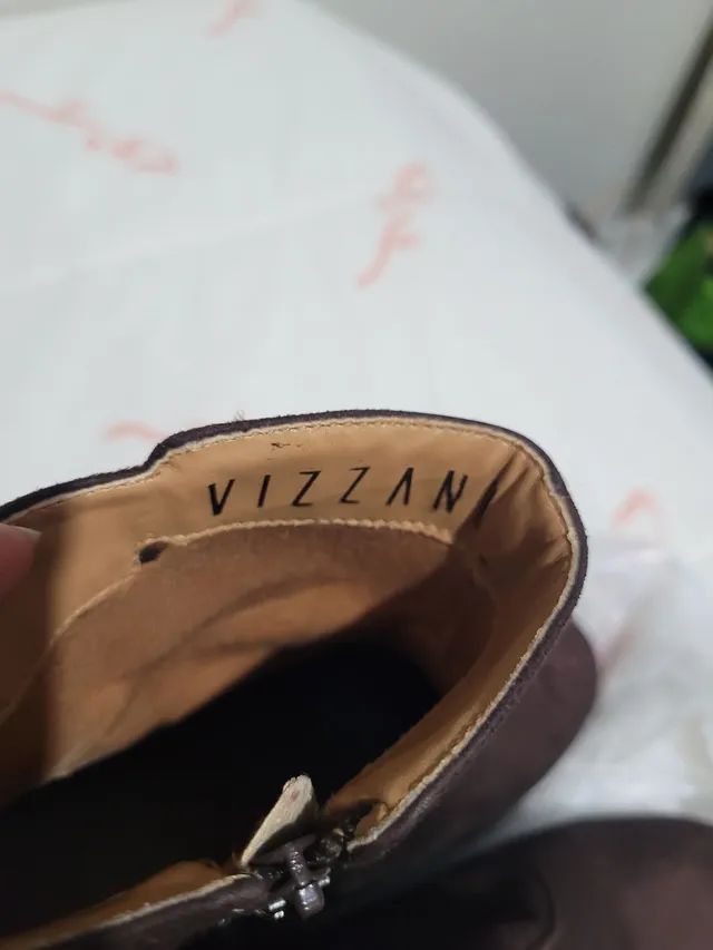 Bota cano curto camurça Vizzano - Foto 4