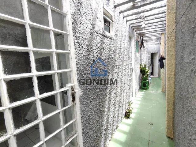 EXCELENTE CASA COMERCIAL DE ESQUINA (PE. VALDEVINO C/ MONS. BRUNO) - Foto 5