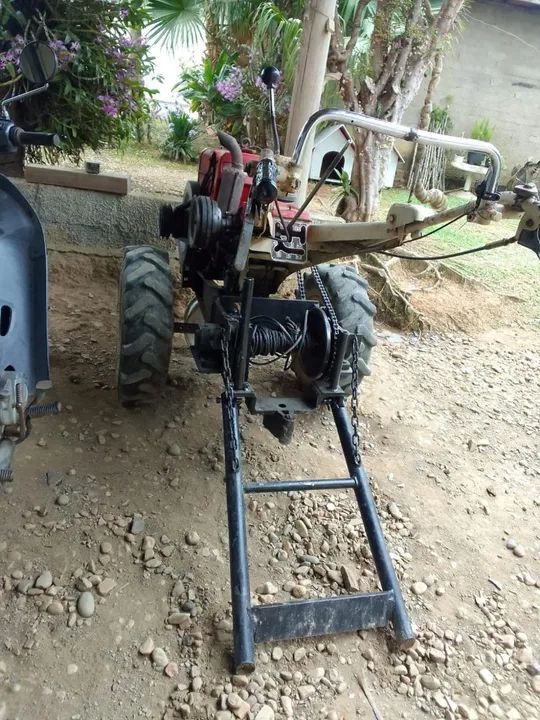 Tobata yamar completo com Guincho carreta arado e rotativa.... - Foto 4