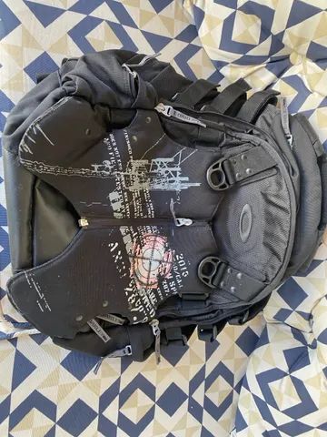 Mochila Oakley nova 