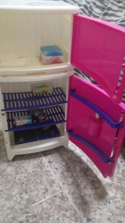 Geladeira de Brinquedo Infantil - Rosa - Foto 2