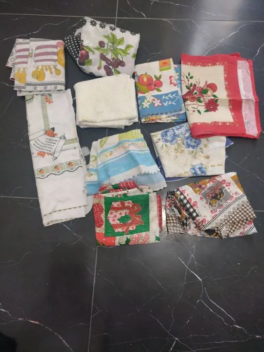 Lote com 10  toalha de mesa - Foto 3