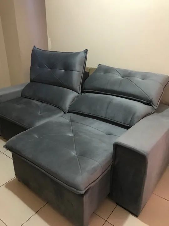 Sofá retrátil e reclinável novo Sofás e Poltronas Taguatinga Sul